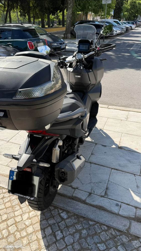 Honda ADV - 5