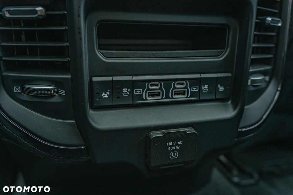 RAM 1500 5.7 Crew Cab Limited - 29