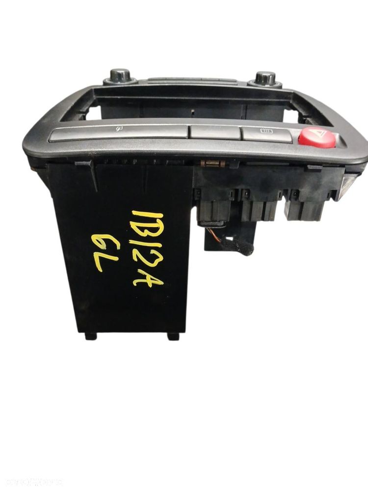 PANEL KLIMATYZACJI RAMKA SEAT IBIZA 6L 6L0820043A - 2