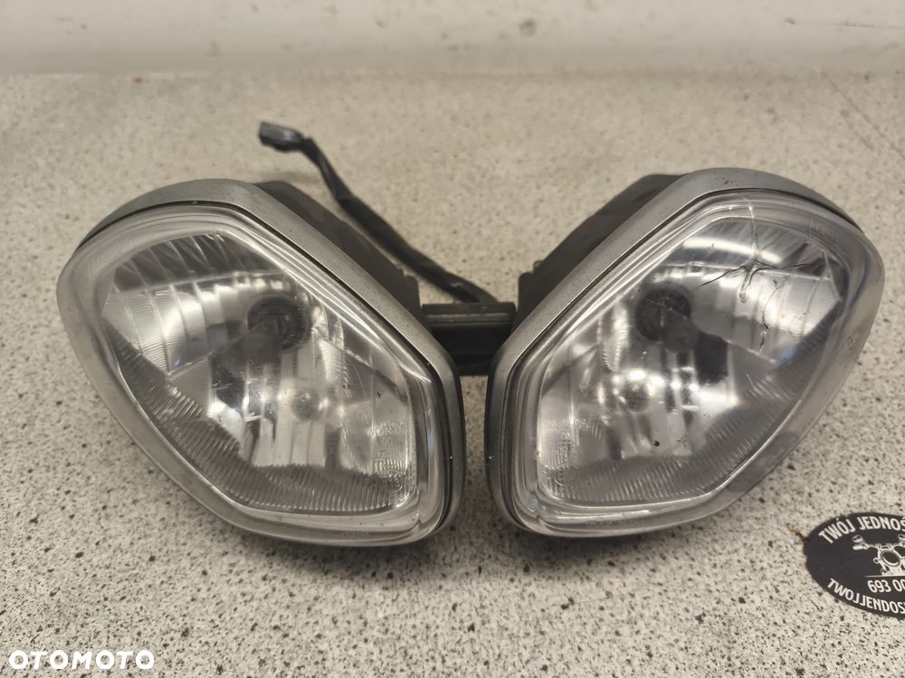 Lampa przód, przednia, reflektor Triumph Street Triple 675 - 2