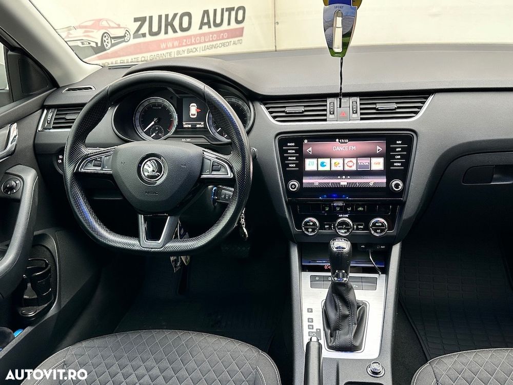 Skoda Octavia 2.0 TDI (Green tec) DSG Style - 8