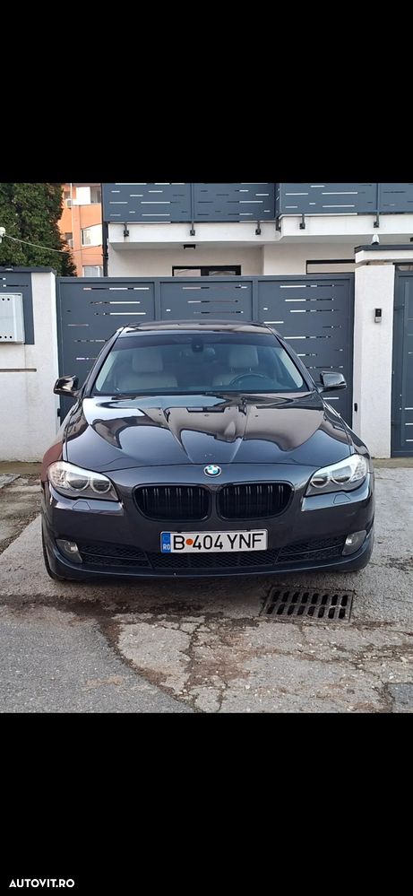 BMW Seria 5 530d xDrive AT - 3