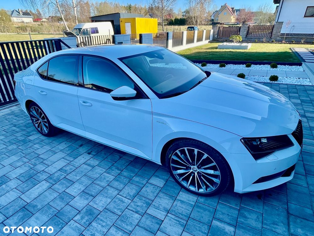Skoda Superb 2.0 TDI L&K DSG - 10