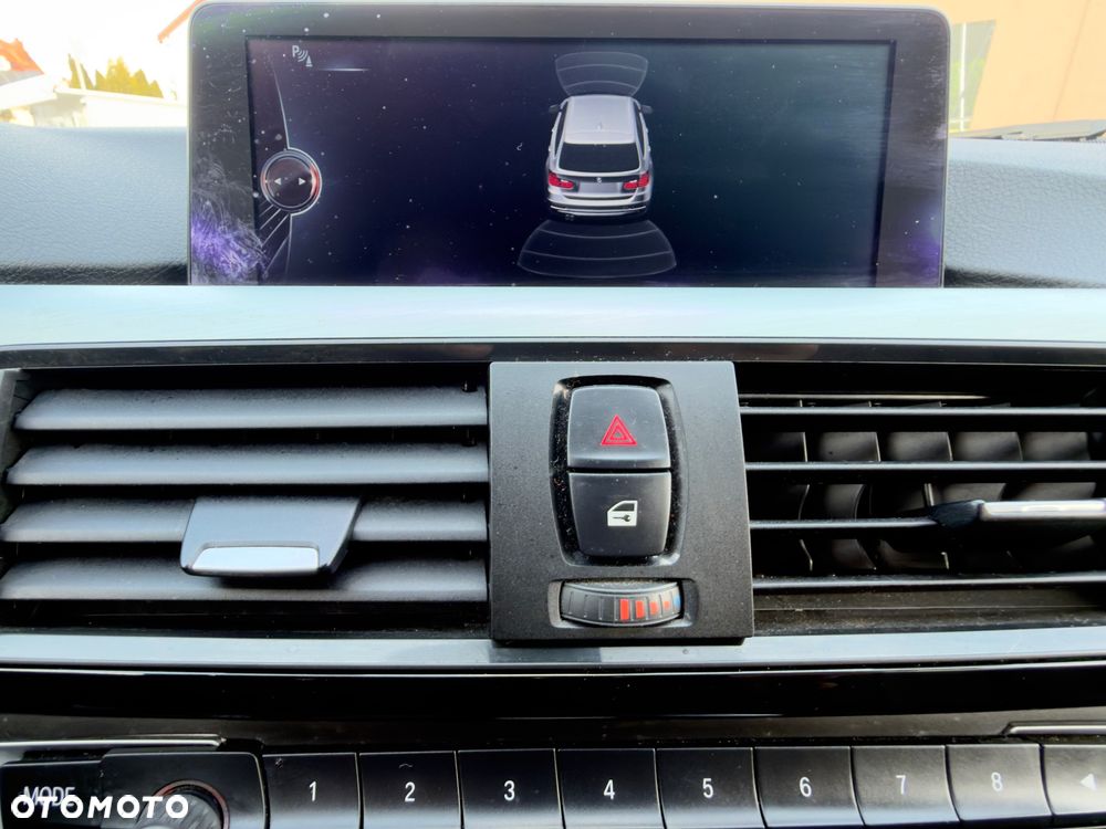 BMW Seria 3 325d Blue Performance Sport Line - 28