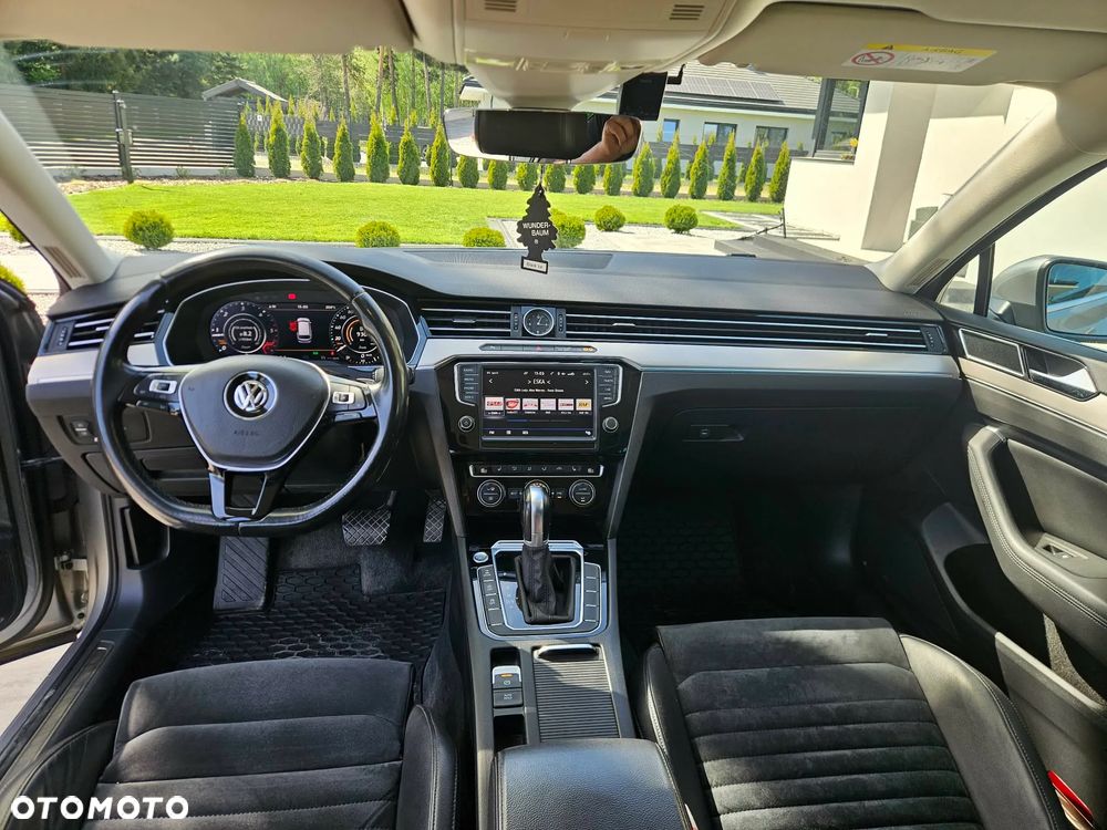 Volkswagen Passat 2.0 TDI BMT 4Mot Highline DSG - 12