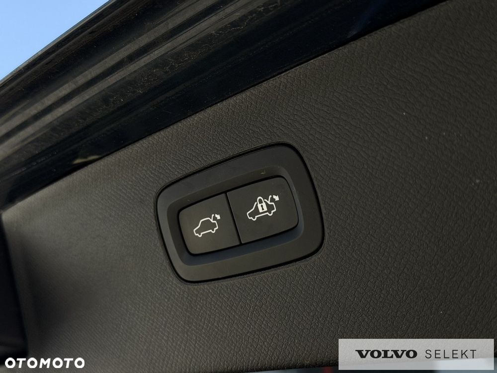 Volvo XC 90 - 12