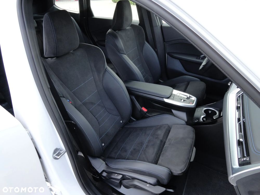 BMW X1 sDrive18i M Sportpaket - 11