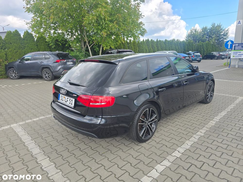 Audi A4 ver-1-8-tfsi-s-line-sportpaket-plus- - 4