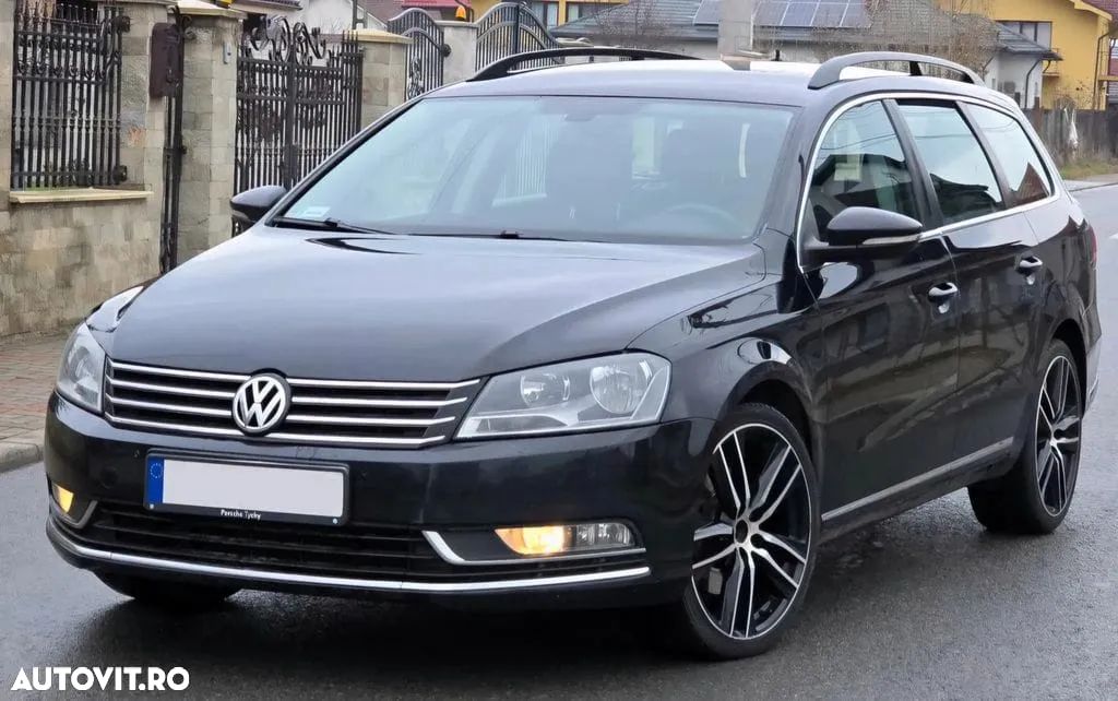 Volkswagen Passat Variant 2.0 TDI DSG BlueMotion Technology Comfortline - 1