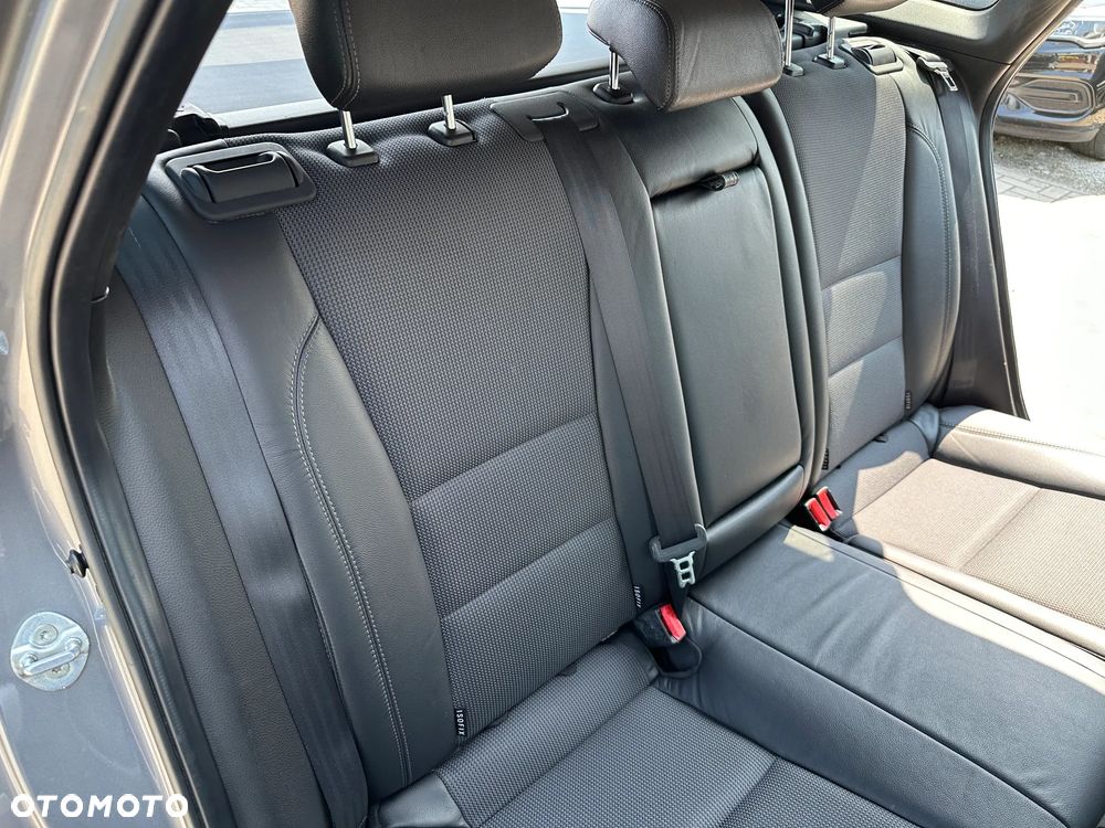Hyundai i30 - 24