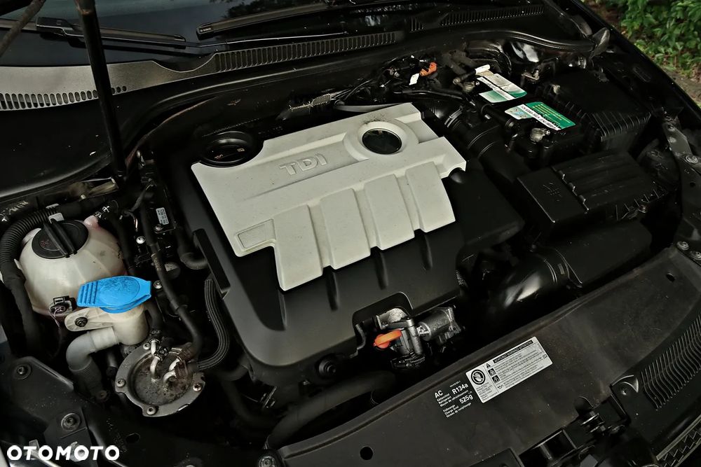 Volkswagen Golf 2.0 TDI DPF GTD - 39