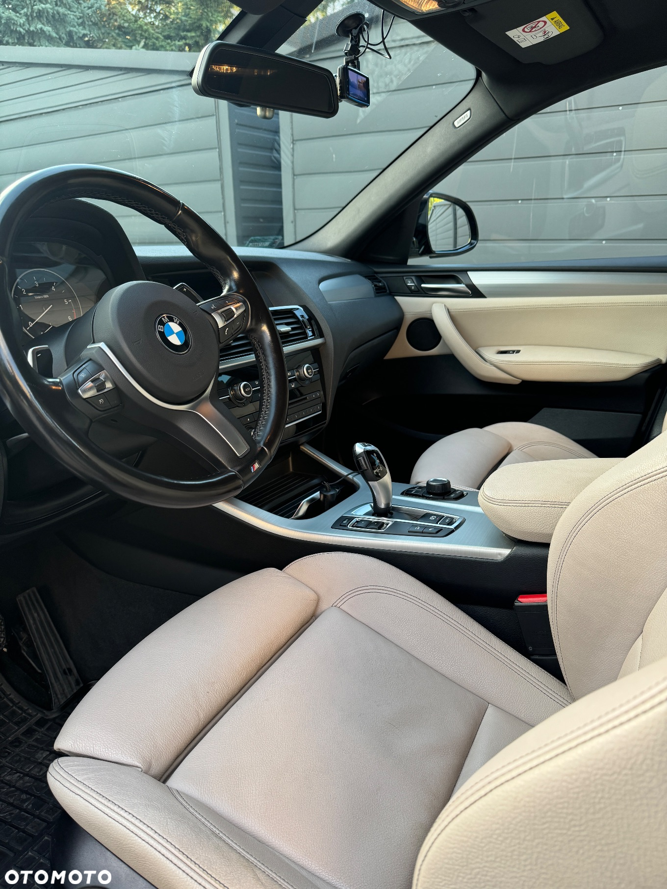 BMW X4 xDrive20d - 16