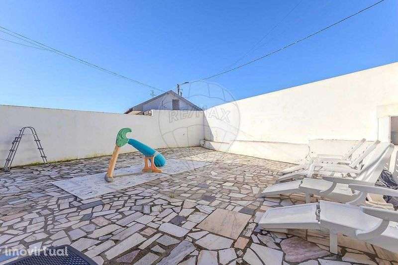 Moradia T2 Remodelada em Grijó (com potencial T3 ou T4) - Grande imagem: 5/12