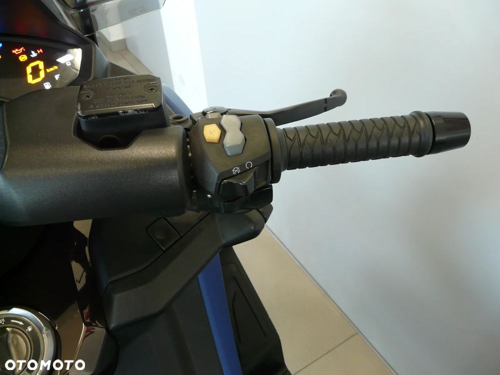 Kymco AK 550 - 14
