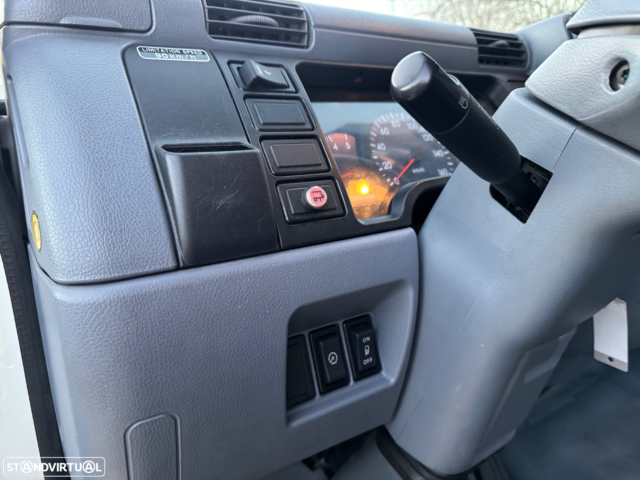 Mitsubishi Canter Fuso 7C15 - 17