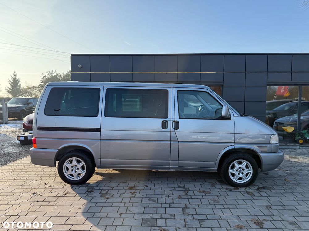 Volkswagen Multivan Standard - 18