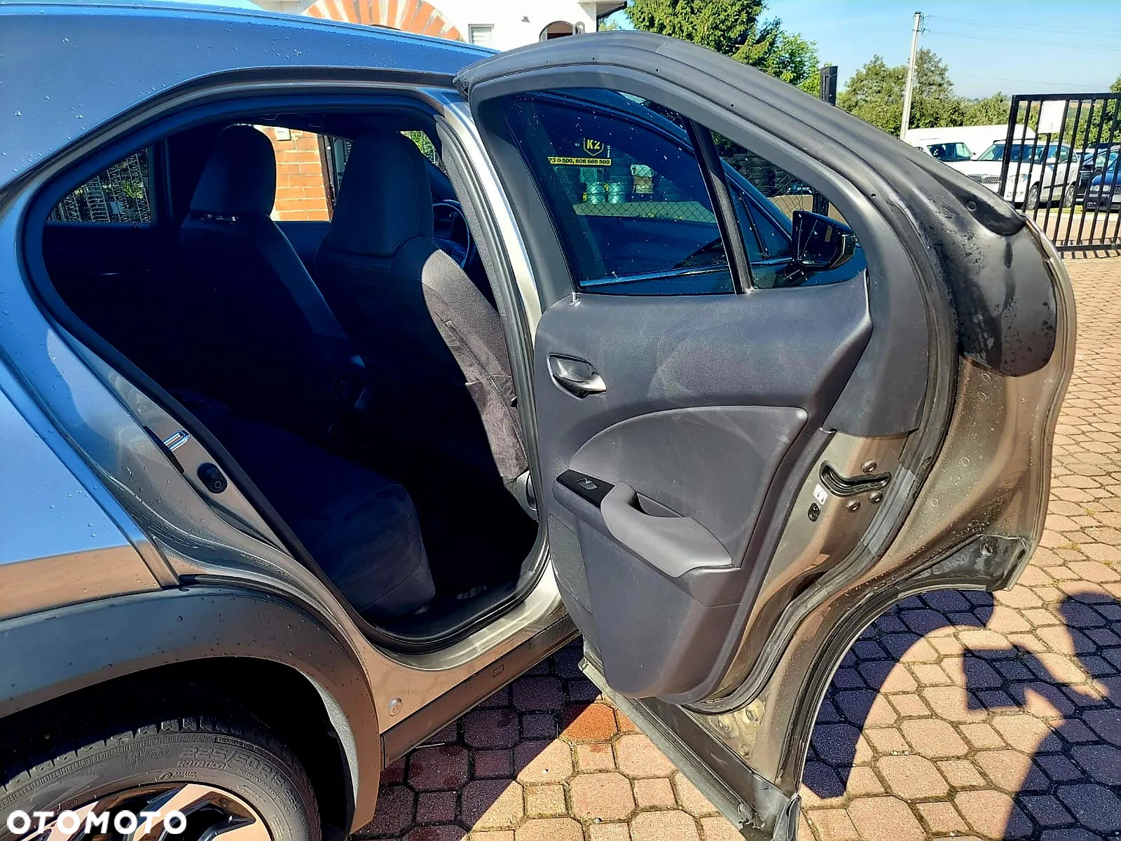 Lexus UX 200 GPF Pure 2WD - 15