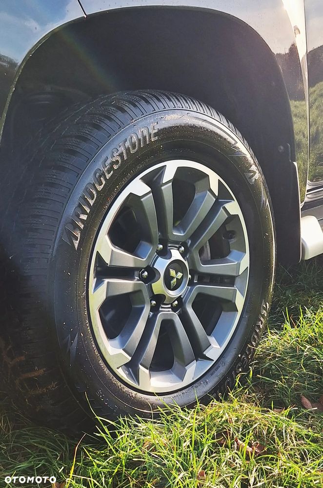 Mitsubishi L200 2.2 d DC Intense - 22