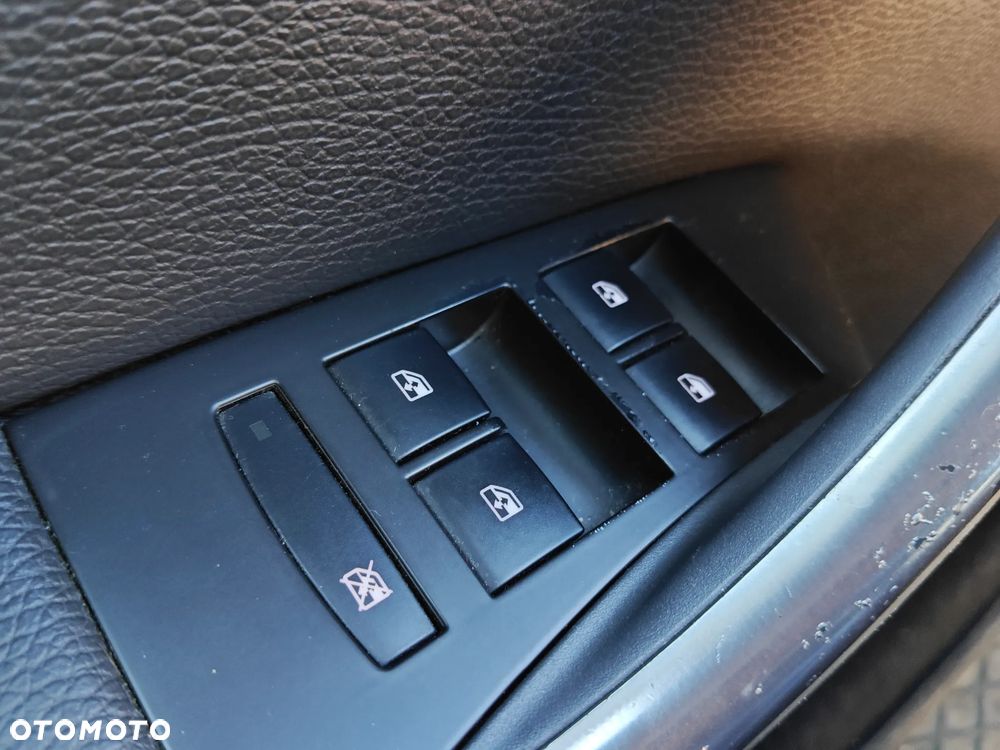 Opel Astra 1.7 CDTI DPF Sport - 21