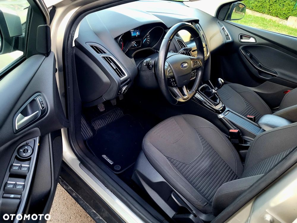 Ford Focus 1.5 TDCi Titanium ASS - 12