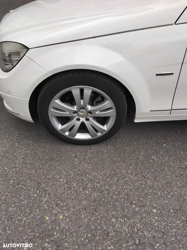 Mercedes-Benz C 180 CGI Automatik BlueEFFICIENCY Avantgarde - 17