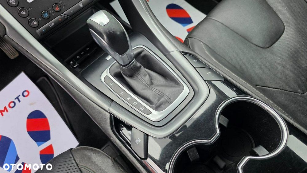 Ford Mondeo - 22