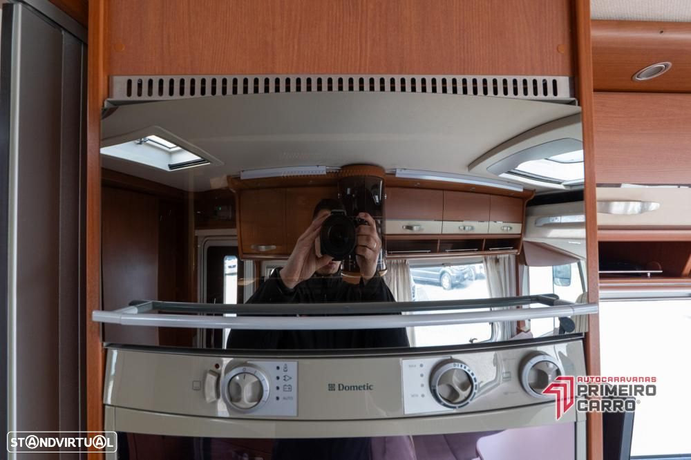Hymer Classe B sala grande - 24