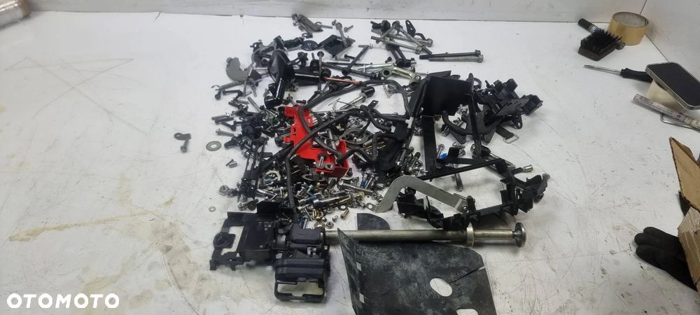 Śruby Zestaw Triumph Speed Triple 1200RS 2021 180 km - 2