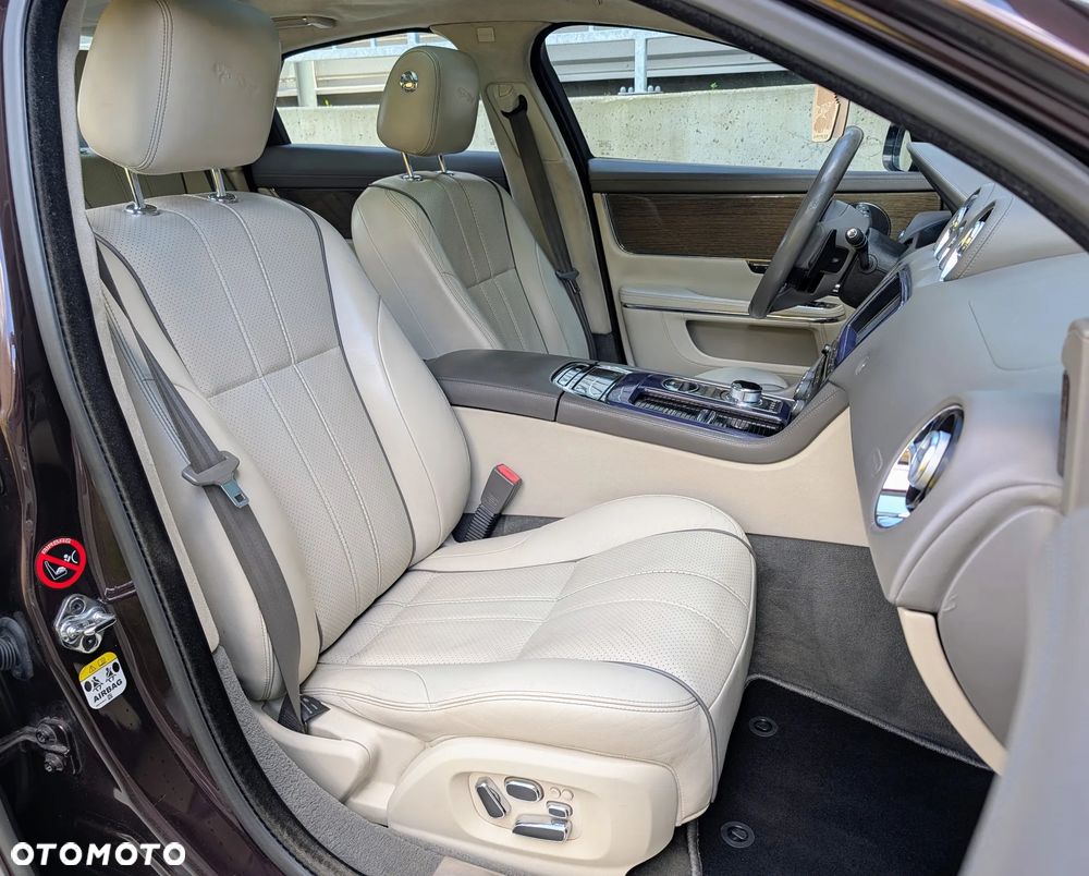 Jaguar XJ 3.0 V6 S Portfolio - 16