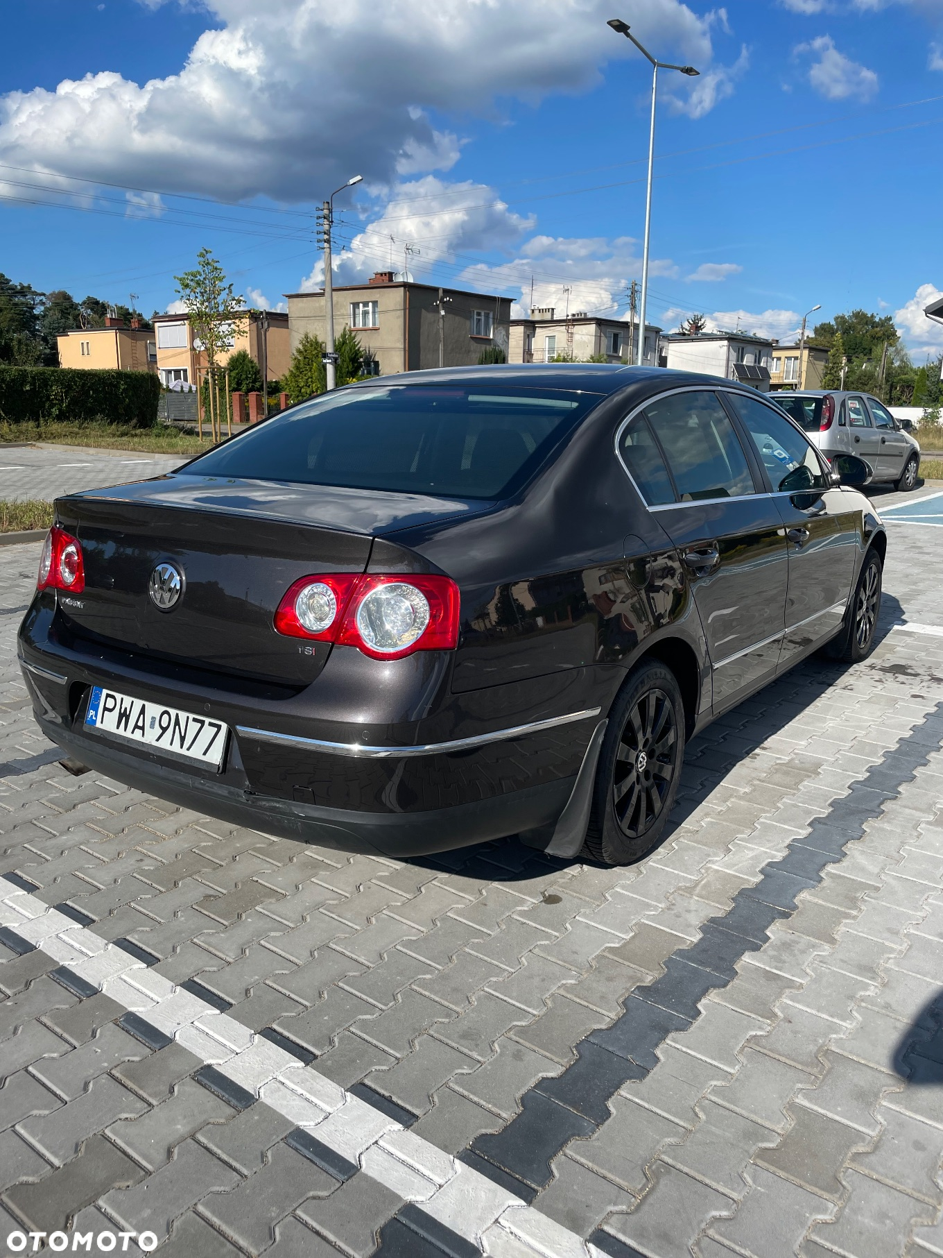 Volkswagen Passat - 2