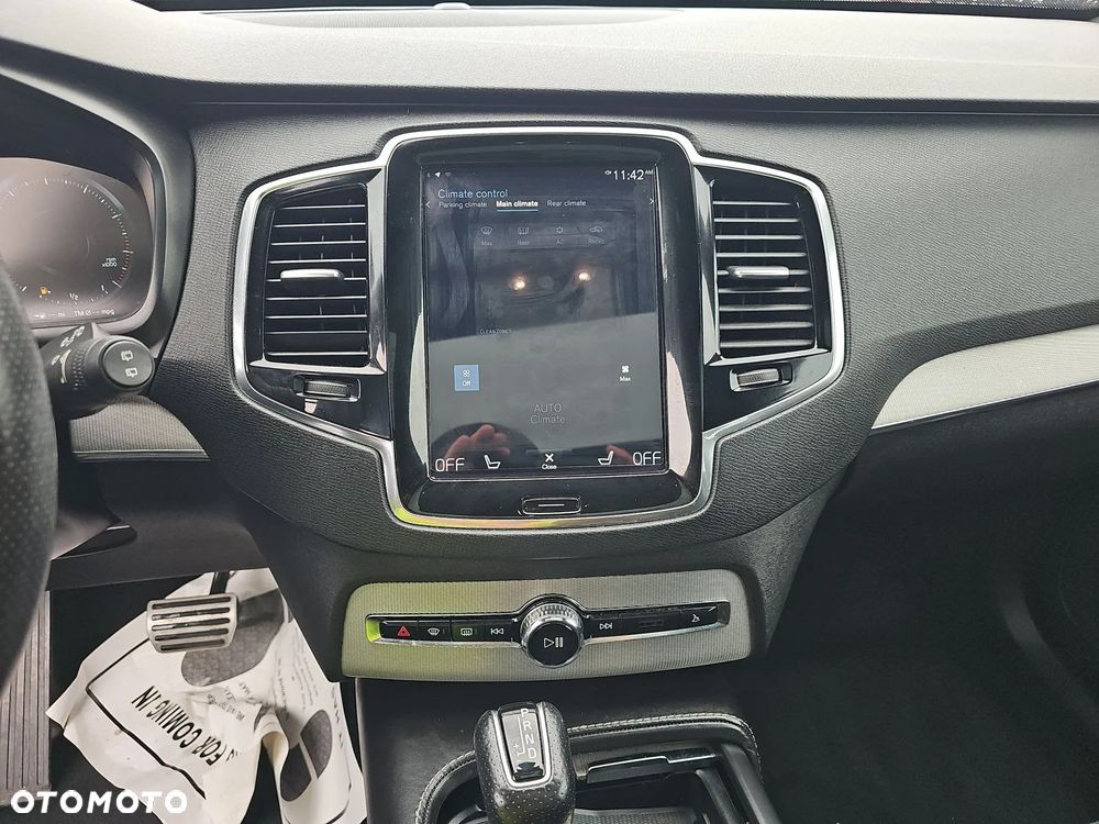 Volvo XC 90 T6 AWD Geartronic RDesign - 11