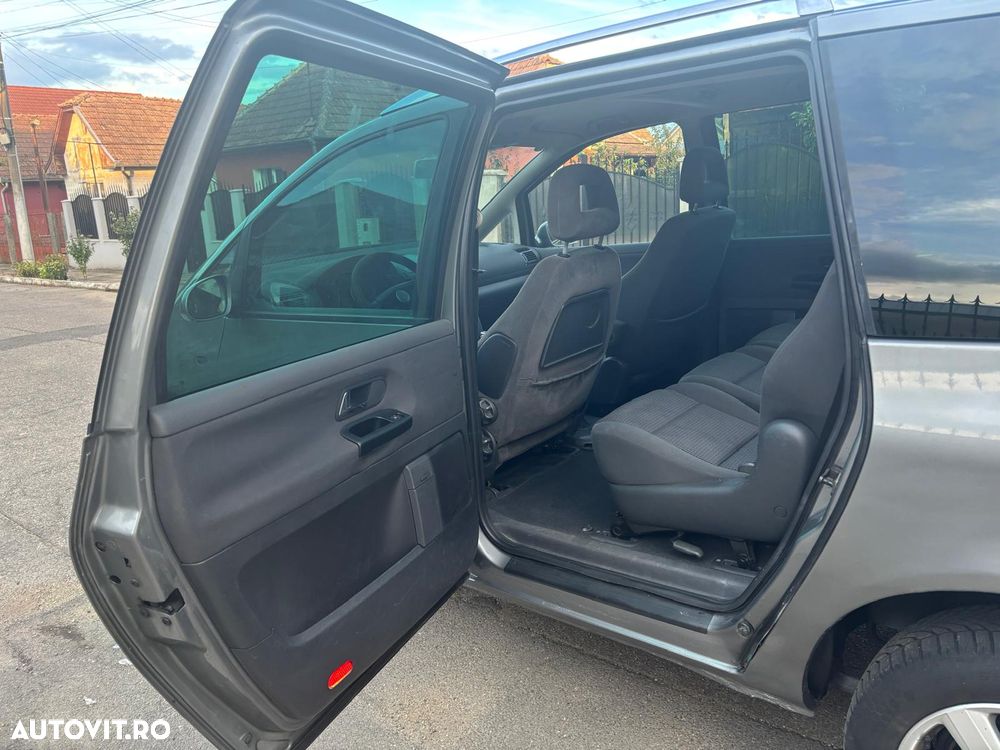 Volkswagen Sharan 1.9 TDI 4Motion - 4