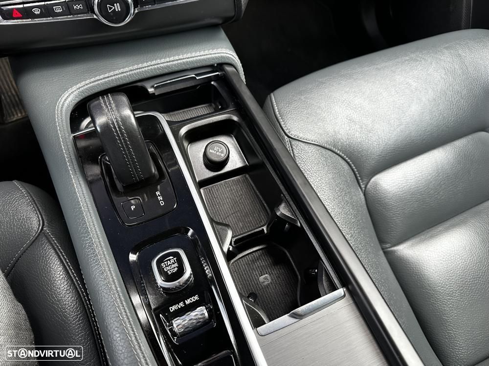 Volvo XC 90 2.0 T8 PHEV Inscription AWD - 33