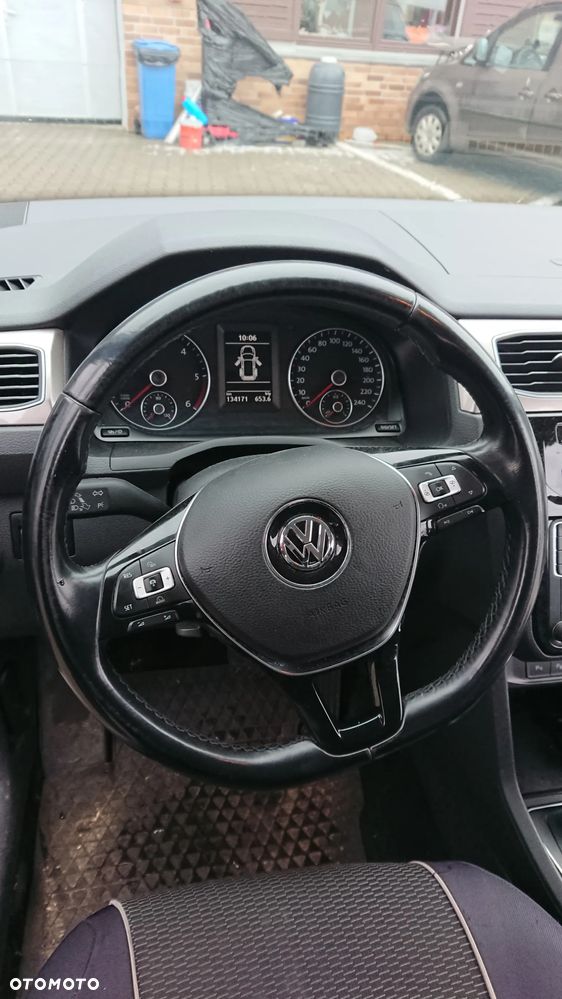 Volkswagen Caddy 2.0 TDI Comfortline DSG - 10