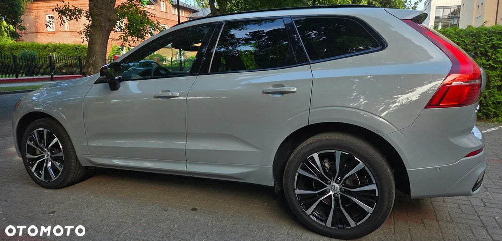 Volvo XC 60 B5 B AWD Plus Dark - 10