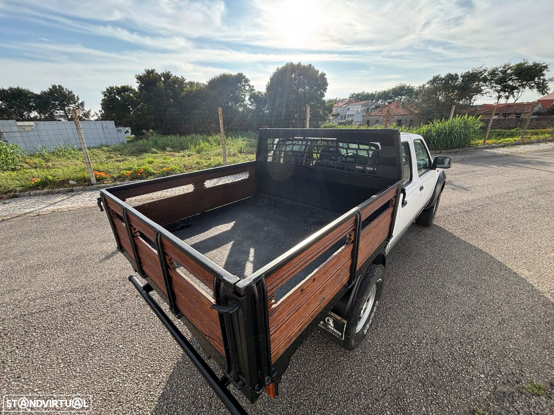 Nissan D22 King cabine dupla - 10