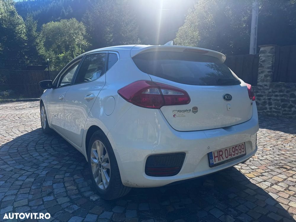 Kia Ceed - 9