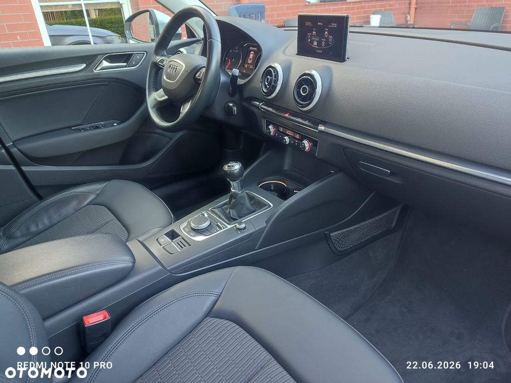 Audi A3 Limousine 1.6 TDI (clean diesel) S line Sportpaket - 28