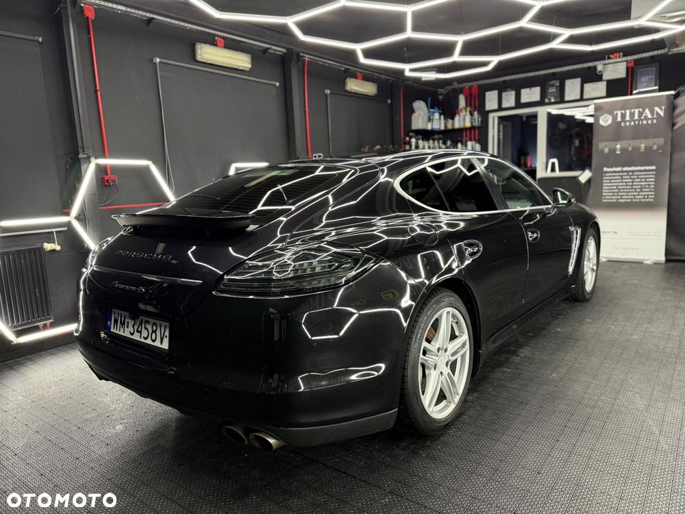 Porsche Panamera 4S PDK - 5