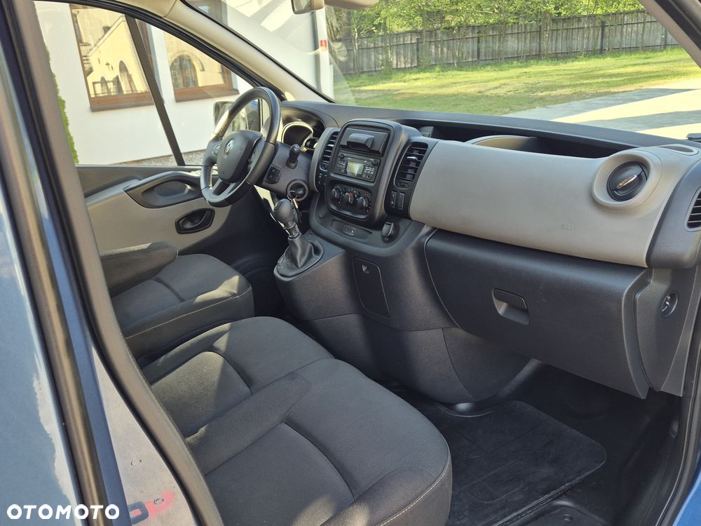 Renault Traffic - 20