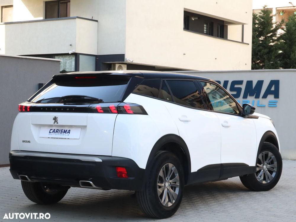 Peugeot 2008 PureTech 130 EAT8 Allure Pack - 8