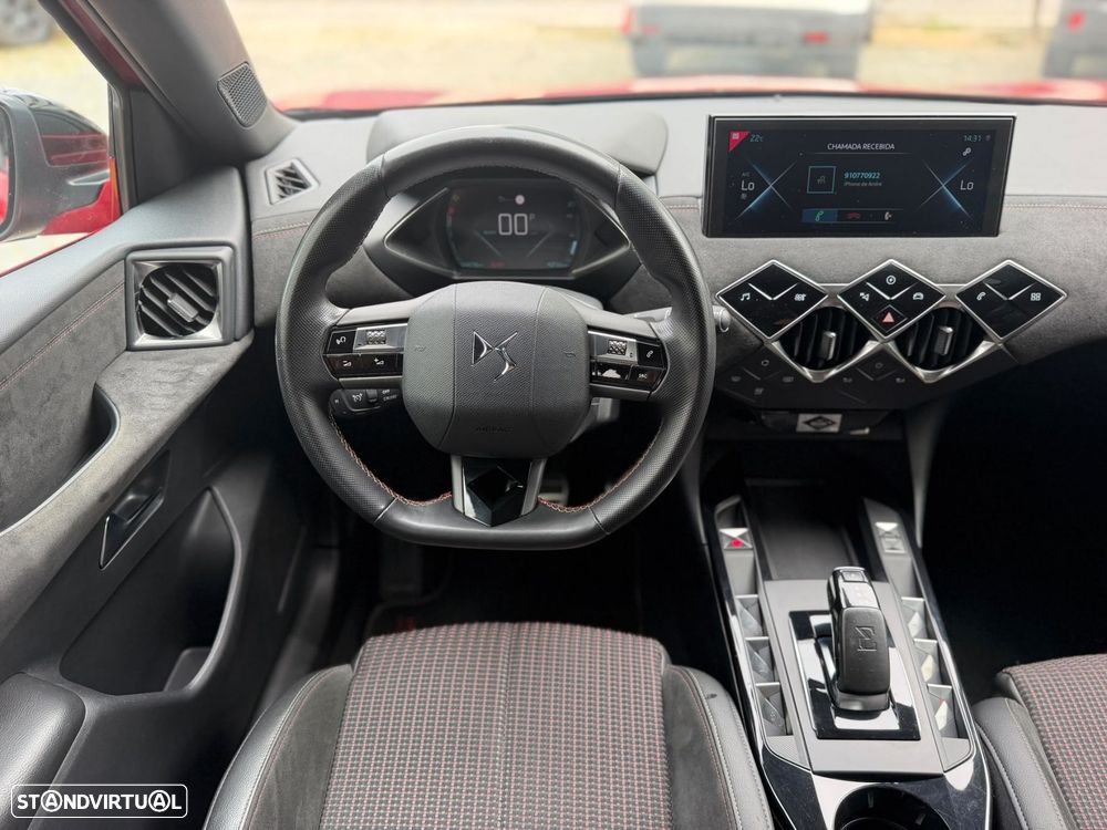 DS DS3 Crossback E-TENSE PERFORMANCE LINE - 32