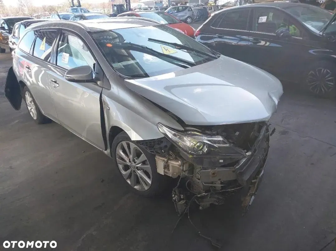 Toyota Auris 1.8 VVT-i Hybrid Automatik Comfort - 9