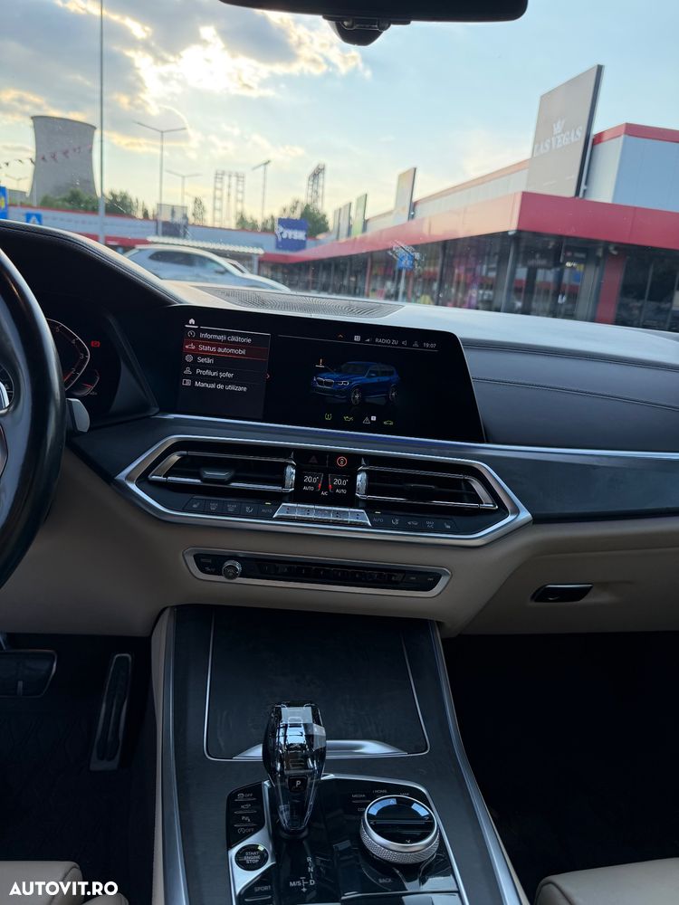BMW X5 xDrive40i - 7