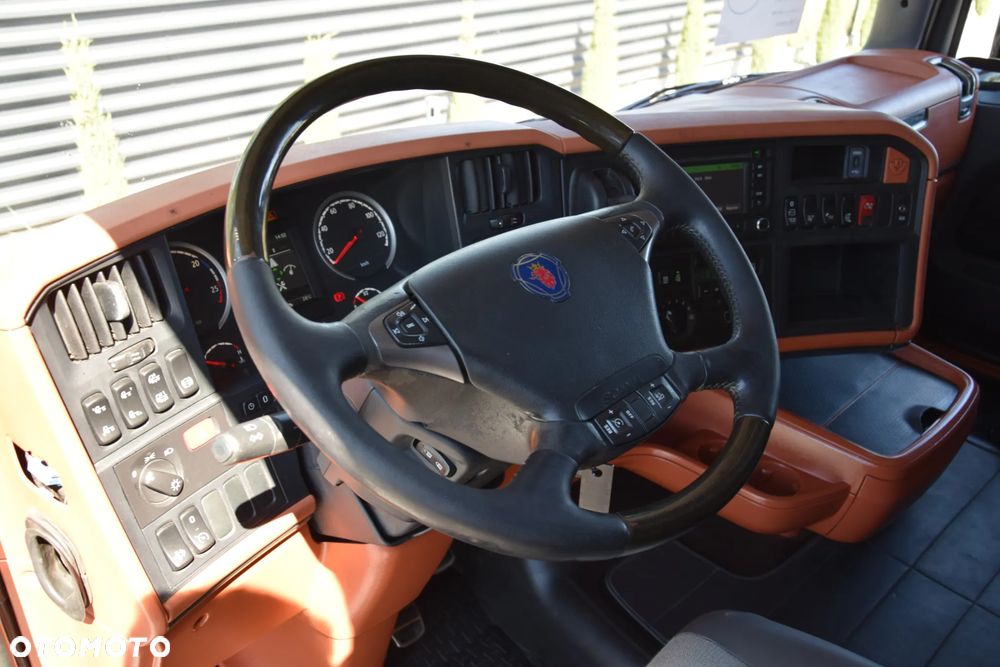 Scania R520 V8 / EURO 6 / FULL AIRMATIC / RETARDER / KLIMATYZACJA / ACC / 2 ZBIORNIKI PALIWA / ALUFELGI / LEDY / FULL SPOILERY / WERSJA PREMIUM / SPROWADZONA - 20