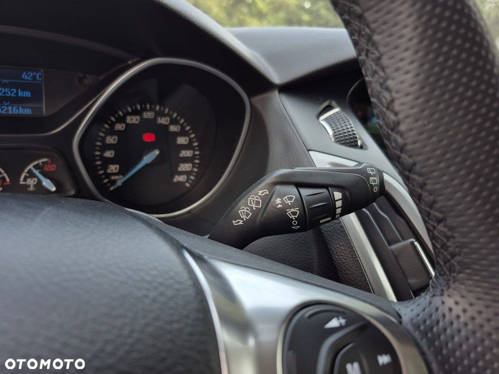 Ford Focus 1.0 EcoBoost Trend - 14