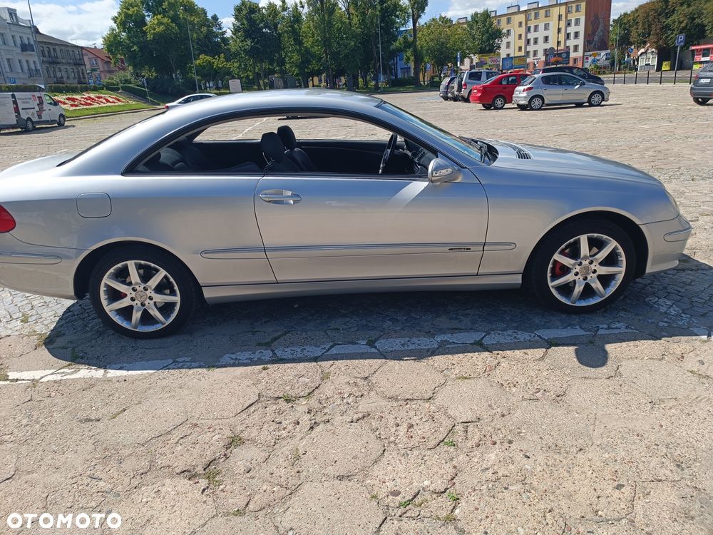 Mercedes-Benz CLK - 4