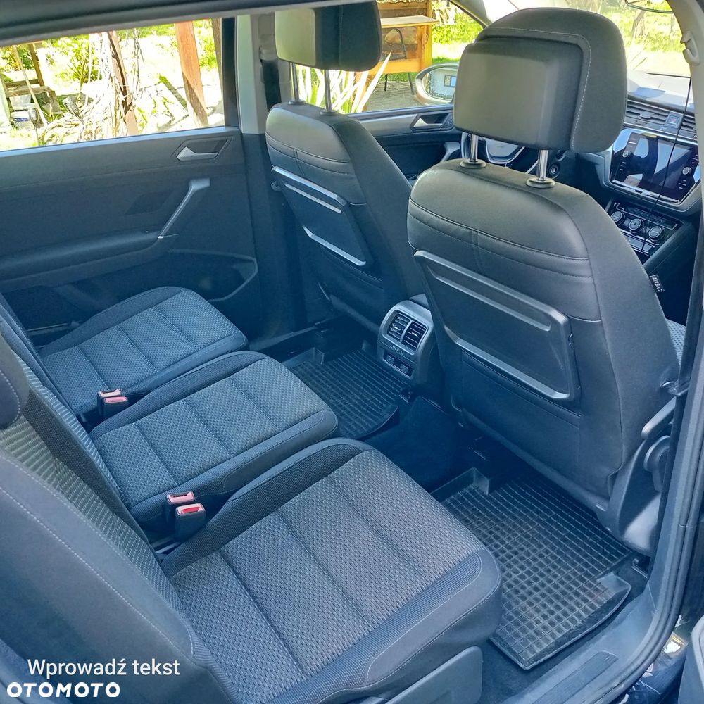 Volkswagen Touran - 9