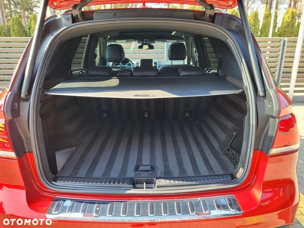 Mercedes-Benz GLE - 27
