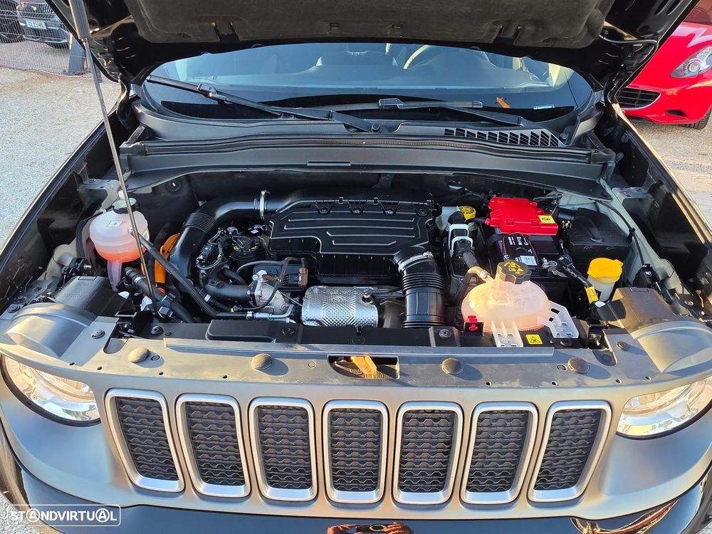 Jeep Renegade 1.3 T-GDI 4xe Auto Upland - 34